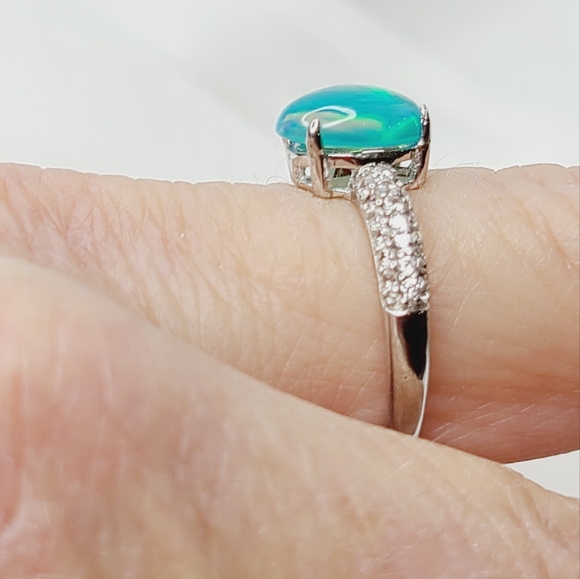 Elegant Silver Opal Ring with Crystal Accents - Picture 11 of 12